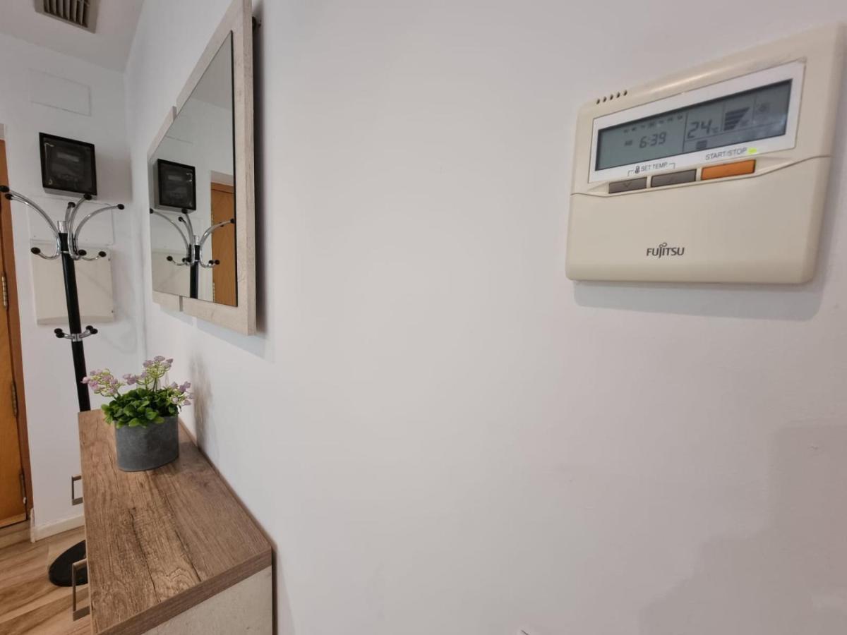 Carolinas Suit Apartment Аликанте Екстериор снимка